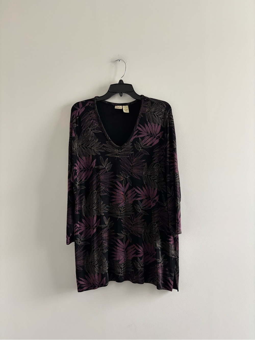 VTG Linden Hill Tunic Top Black Purple Floral Slinky Knit L Whimsigoth Artsy